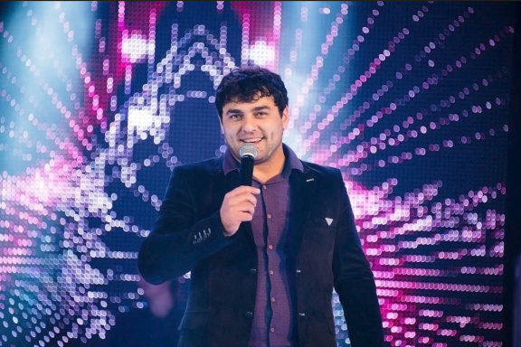 &Mcy;&ucy;&rcy;&acy;&tcy; &Tcy;&khcy;&acy;&gcy;&acy;&lcy;&iecy;&gcy;&ocy;&vcy; &lpar;&Ncy;&icy;&zhcy;&ncy;&icy;&jcy; &Tcy;&acy;&gcy;&icy;&lcy;&rpar;&period; &Bcy;&ocy;&lcy;&softcy;&shcy;&ocy;&jcy; &scy;&ocy;&lcy;&softcy;&ncy;&ycy;&jcy; &kcy;&ocy;&ncy;&tscy;&iecy;&rcy;&tcy;