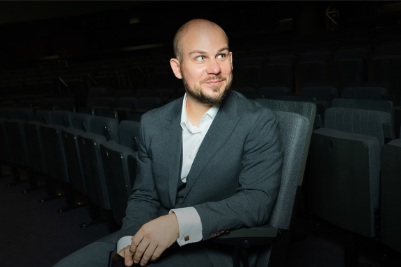 Standup &Vcy;&acy;&lcy;&iecy;&ncy;&tcy;&icy;&ncy; &Scy;&icy;&dcy;&ocy;&rcy;&ocy;&vcy;