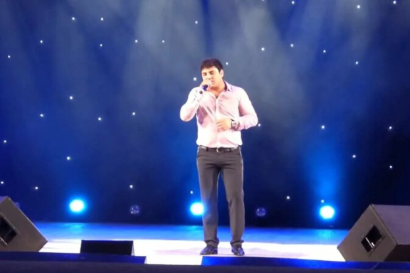 &Mcy;&ucy;&rcy;&acy;&tcy; &Tcy;&khcy;&acy;&gcy;&acy;&lcy;&iecy;&gcy;&ocy;&vcy; &lpar;&Ncy;&icy;&zhcy;&ncy;&icy;&jcy; &Tcy;&acy;&gcy;&icy;&lcy;&rpar;&period; &Bcy;&ocy;&lcy;&softcy;&shcy;&ocy;&jcy; &scy;&ocy;&lcy;&softcy;&ncy;&ycy;&jcy; &kcy;&ocy;&ncy;&tscy;&iecy;&rcy;&tcy;